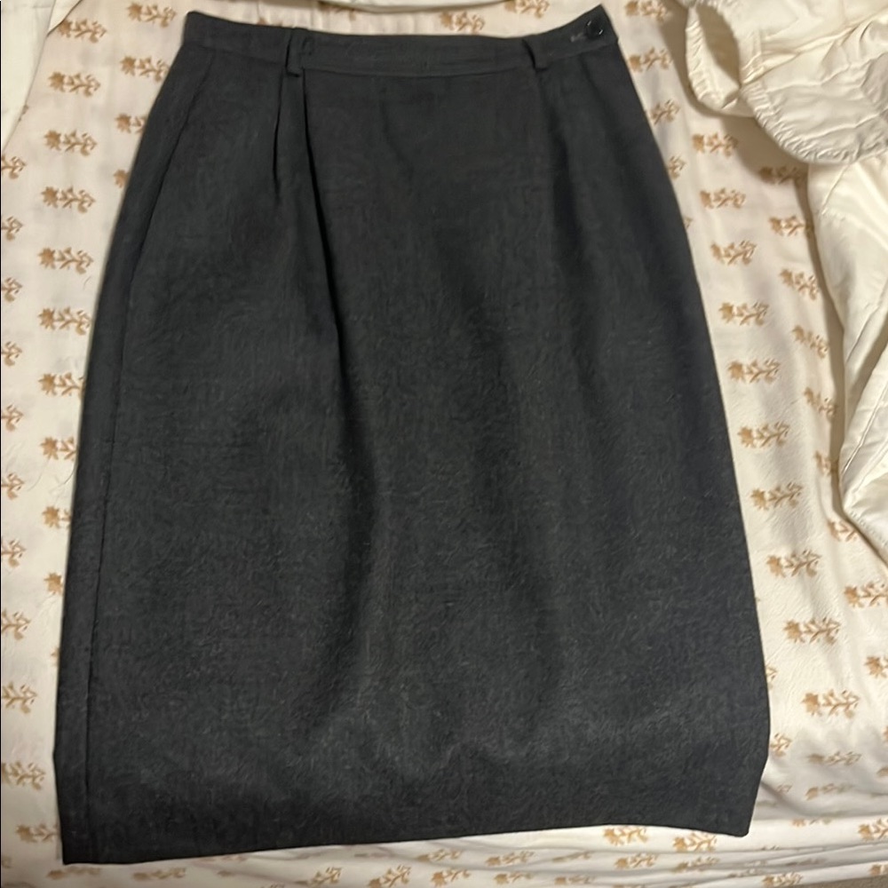 Vintage Valentino Garavani 100% Wool Elegant Gray Women's Skirt
